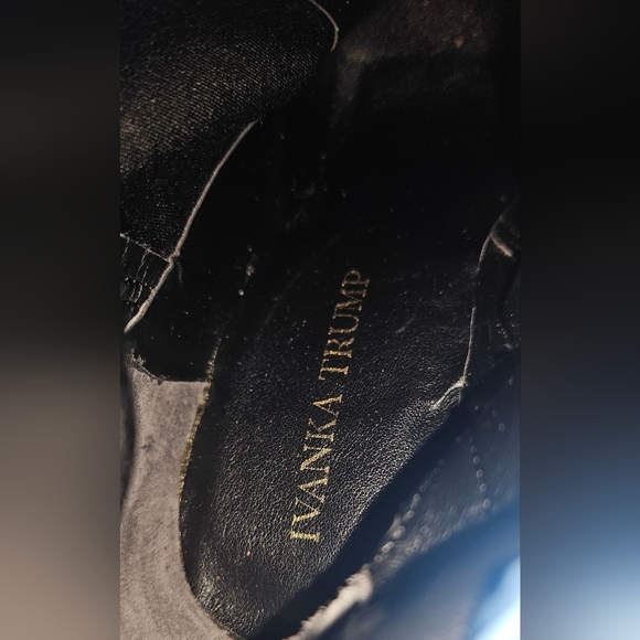 Ivanka Trump thigh-high boots.  21-inch leg length.  4 inch heel. - Picture 5 of 5